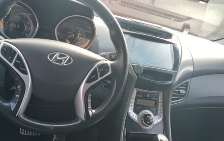 Hyundai Avante, 2012 год, 875 000 рублей, 8 фотография