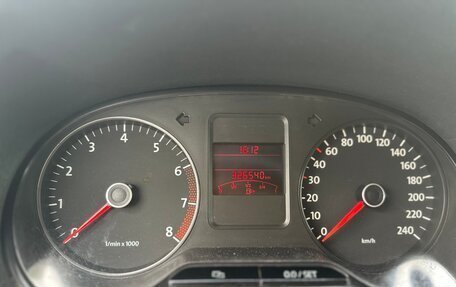 Volkswagen Polo VI (EU Market), 2011 год, 430 000 рублей, 17 фотография