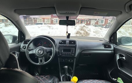 Volkswagen Polo VI (EU Market), 2011 год, 430 000 рублей, 16 фотография