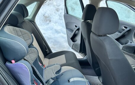 Volkswagen Polo VI (EU Market), 2012 год, 900 000 рублей, 24 фотография