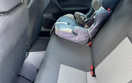 Volkswagen Polo VI (EU Market), 2012 год, 900 000 рублей, 23 фотография