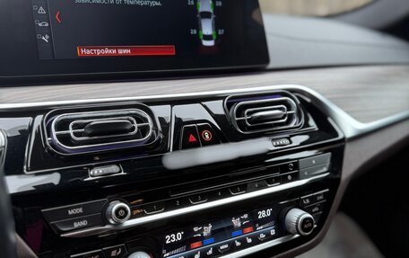 BMW 5 серия, 2018 год, 3 400 000 рублей, 9 фотография