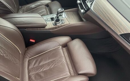 BMW 5 серия, 2018 год, 3 400 000 рублей, 21 фотография