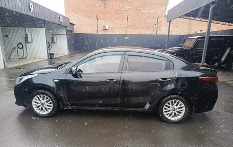 KIA Rio IV, 2018 год, 1 100 000 рублей, 9 фотография