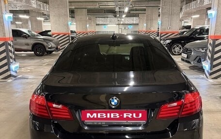 BMW 5 серия, 2013 год, 2 450 000 рублей, 2 фотография
