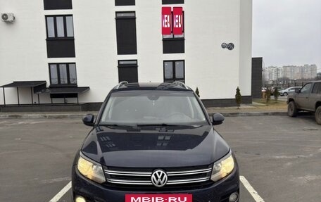 Volkswagen Tiguan I, 2012 год, 999 999 рублей, 4 фотография