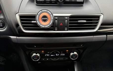 Mazda 3, 2014 год, 1 090 000 рублей, 18 фотография