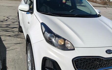 KIA Sportage IV рестайлинг, 2019 год, 1 950 000 рублей, 4 фотография