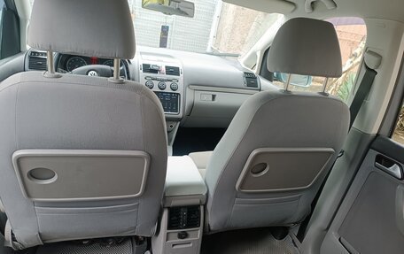 Volkswagen Touran III, 2008 год, 900 000 рублей, 10 фотография