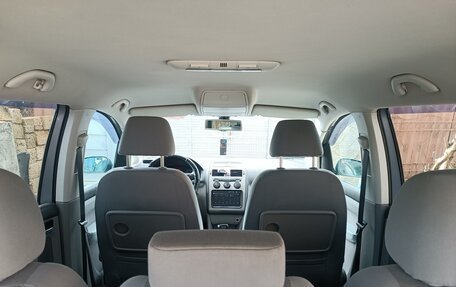 Volkswagen Touran III, 2008 год, 900 000 рублей, 15 фотография