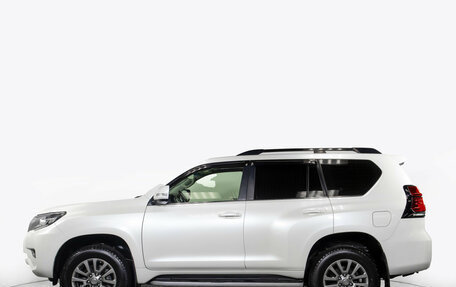 Toyota Land Cruiser Prado 150 рестайлинг 2, 2017 год, 5 478 000 рублей, 6 фотография