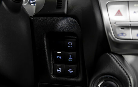 Toyota Land Cruiser Prado 150 рестайлинг 2, 2017 год, 5 478 000 рублей, 27 фотография