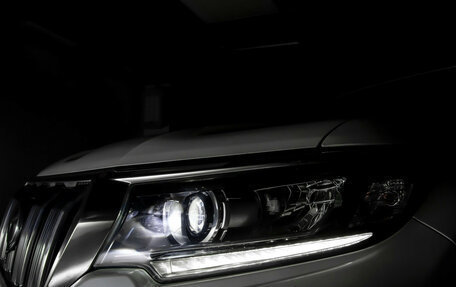 Toyota Land Cruiser Prado 150 рестайлинг 2, 2017 год, 5 478 000 рублей, 31 фотография