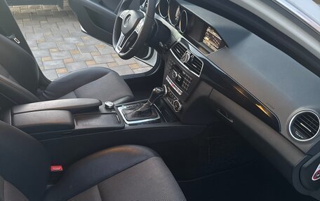 Mercedes-Benz C-Класс, 2011 год, 1 200 000 рублей, 12 фотография