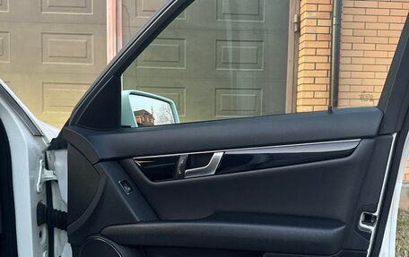 Mercedes-Benz C-Класс, 2011 год, 1 200 000 рублей, 11 фотография