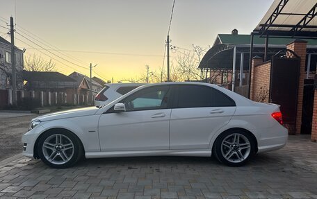 Mercedes-Benz C-Класс, 2011 год, 1 200 000 рублей, 3 фотография