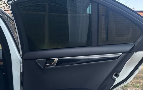 Mercedes-Benz C-Класс, 2011 год, 1 200 000 рублей, 9 фотография