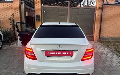 Mercedes-Benz C-Класс, 2011 год, 1 200 000 рублей, 7 фотография