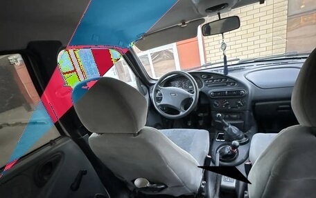 Chevrolet Niva I рестайлинг, 2003 год, 200 000 рублей, 7 фотография