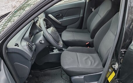 Renault Logan II, 2016 год, 760 000 рублей, 7 фотография