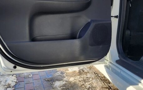 Toyota Wish II, 2009 год, 1 390 000 рублей, 10 фотография