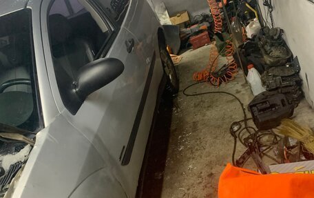 Ford Focus IV, 2002 год, 85 000 рублей, 2 фотография