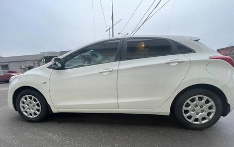 Hyundai i30 II рестайлинг, 2013 год, 1 000 000 рублей, 5 фотография