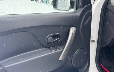 Renault Logan II, 2020 год, 870 000 рублей, 14 фотография