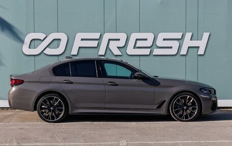 BMW 5 серия, 2020 год, 5 750 000 рублей, 5 фотография