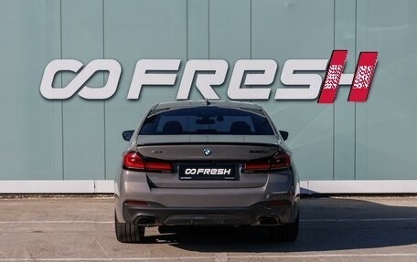 BMW 5 серия, 2020 год, 5 750 000 рублей, 4 фотография