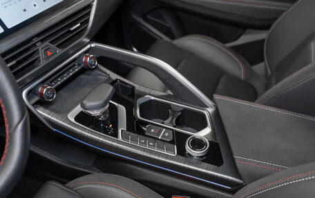 Geely Tugella FY11, 2024 год, 3 340 000 рублей, 18 фотография