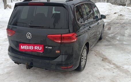 Volkswagen Touran III, 2017 год, 1 850 000 рублей, 4 фотография