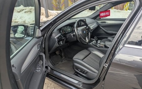 BMW 5 серия, 2018 год, 2 980 000 рублей, 11 фотография