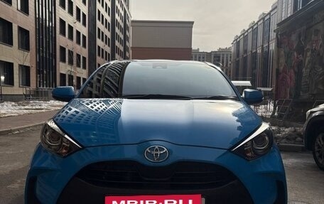 Toyota Yaris, 2020 год, 1 400 000 рублей, 8 фотография