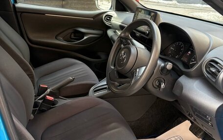 Toyota Yaris, 2020 год, 1 400 000 рублей, 16 фотография