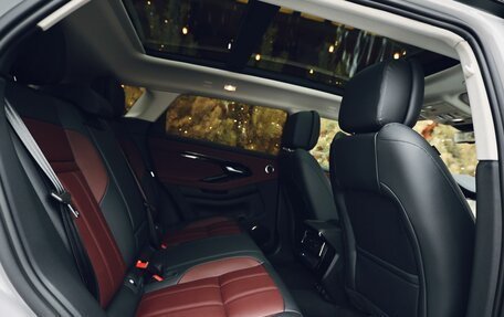 Land Rover Range Rover Evoque II, 2025 год, 6 000 000 рублей, 29 фотография