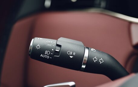 Land Rover Range Rover Evoque II, 2025 год, 6 000 000 рублей, 23 фотография