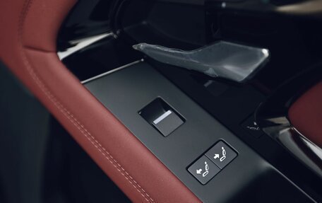 Land Rover Range Rover Evoque II, 2025 год, 6 000 000 рублей, 30 фотография