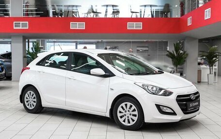 Hyundai i30 II рестайлинг, 2016 год, 990 000 рублей, 2 фотография