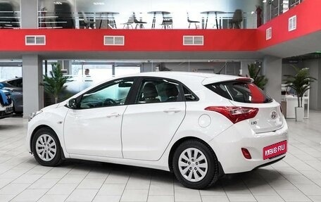 Hyundai i30 II рестайлинг, 2016 год, 990 000 рублей, 4 фотография