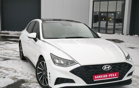 Hyundai Sonata VIII, 2021 год, 2 850 000 рублей, 1 фотография