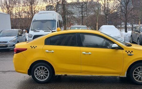 KIA Rio IV, 2018 год, 560 000 рублей, 16 фотография