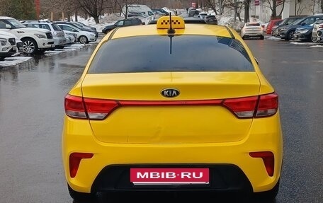 KIA Rio IV, 2018 год, 560 000 рублей, 26 фотография