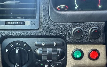 ЛуАЗ Patriot, 2013 год, 1 650 000 рублей, 18 фотография