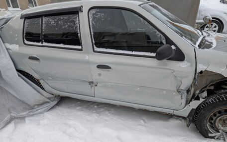 Renault Symbol I, 2004 год, 90 000 рублей, 3 фотография