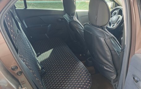 Renault Logan II, 2020 год, 700 000 рублей, 7 фотография