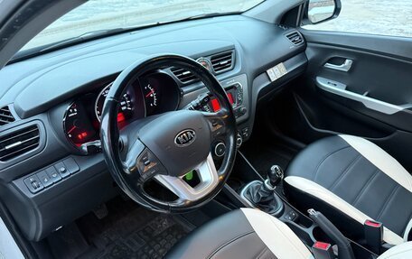 KIA Rio III рестайлинг, 2014 год, 700 000 рублей, 22 фотография