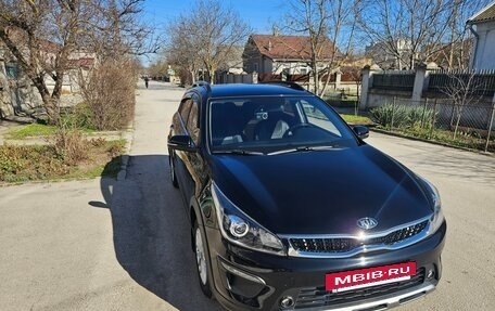 KIA Rio IV, 2018 год, 1 630 000 рублей, 2 фотография