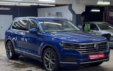 Volkswagen Touareg III, 2019 год, 5 500 000 рублей, 3 фотография