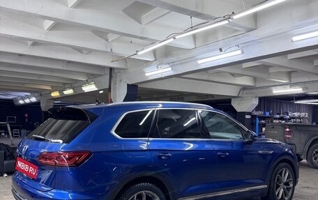 Volkswagen Touareg III, 2019 год, 5 500 000 рублей, 7 фотография